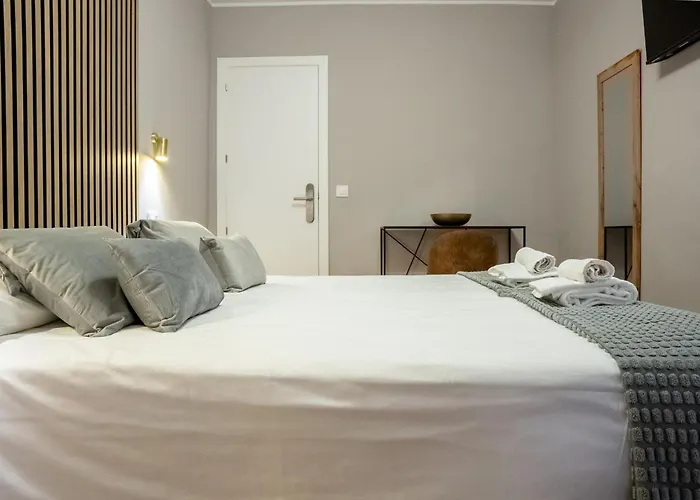 Konukevi Casa Ollerias - Anterior Ronda 3*