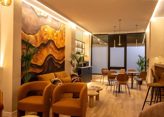 Casa Ollerias - Anterior Ronda 3*